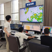 南方多地持续开展防汛救援